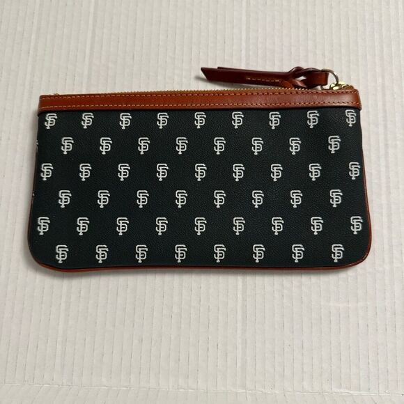 Dooney & Bourne MLB San Francisco Giants Baseball Large Wallet Clutch 9.5” x 5” - Picture 3 of 7